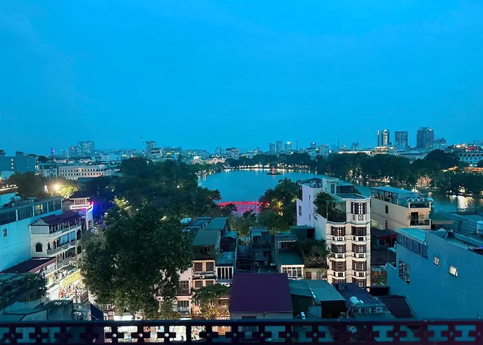 Khách sạn San Grand